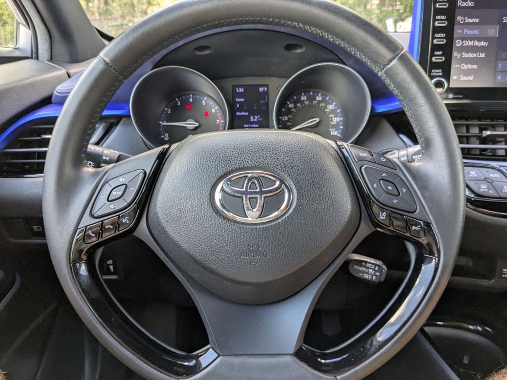 2020 Toyota C-HR XLE
