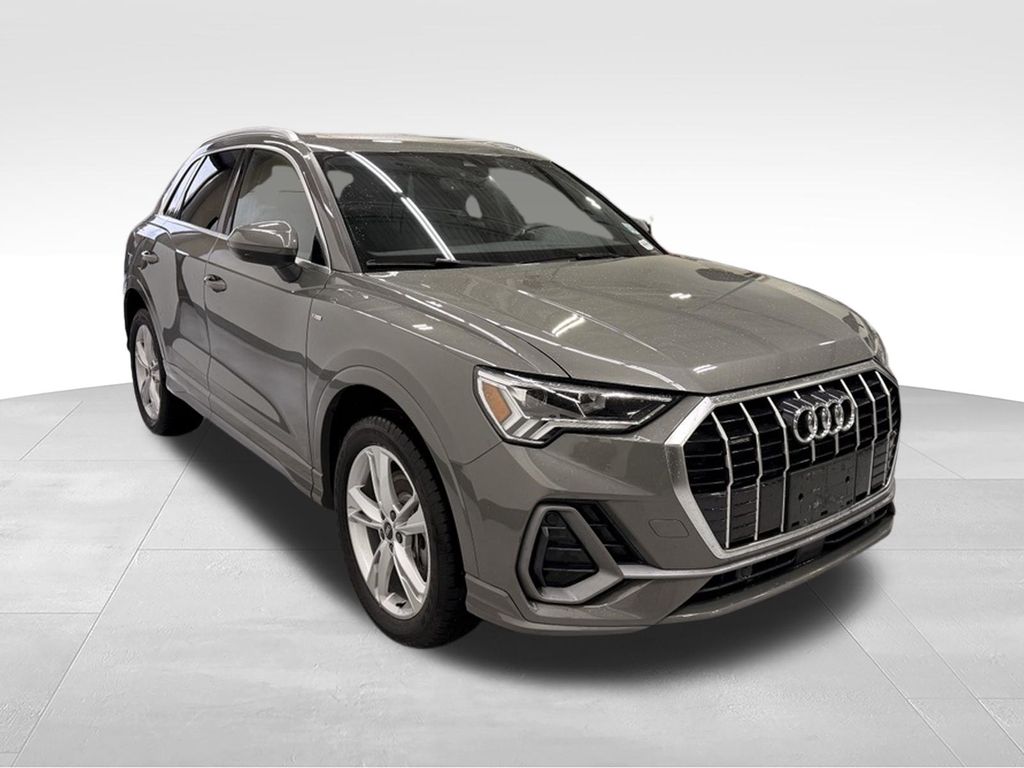 Thumbnail: 2024 Audi Q3 - 7