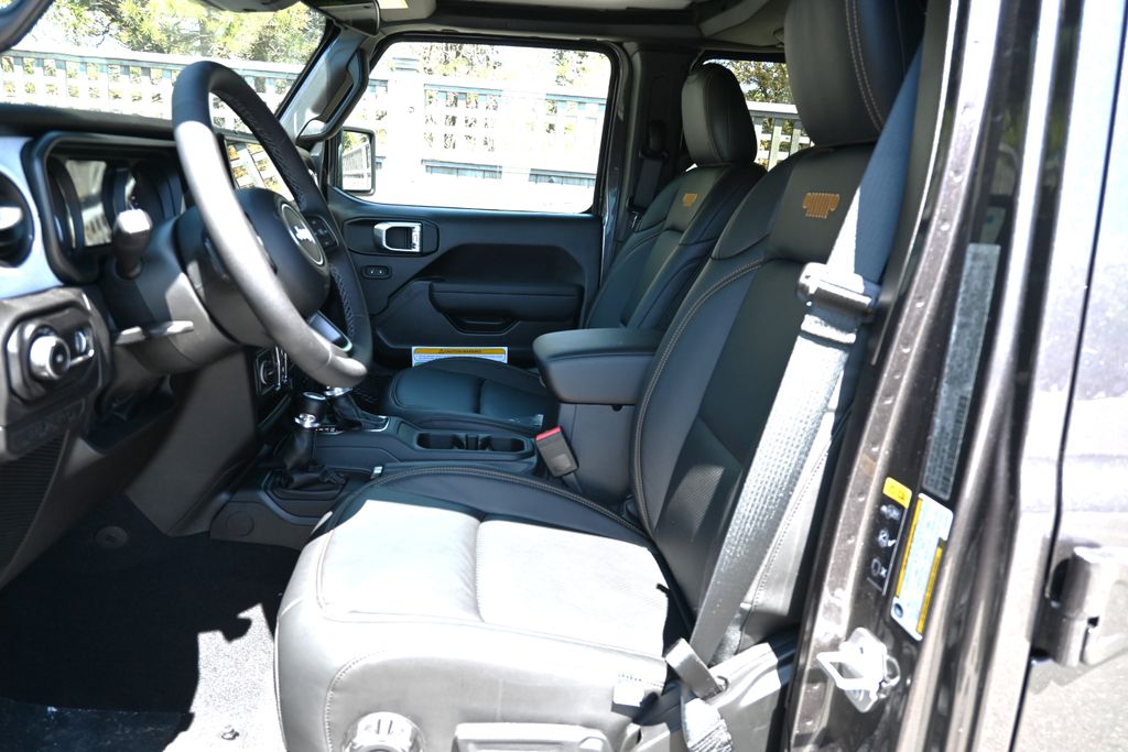 Thumbnail: 2026 Jeep Wrangler - 3