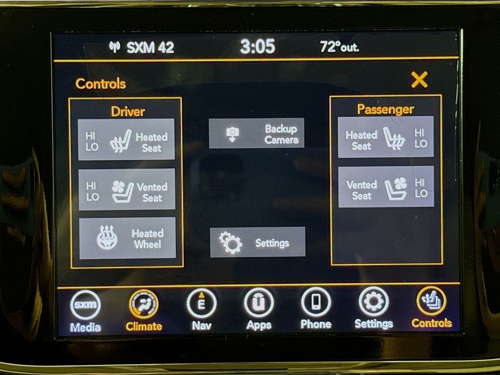 Thumbnail: 2020 Jeep Grand Cherokee - 21