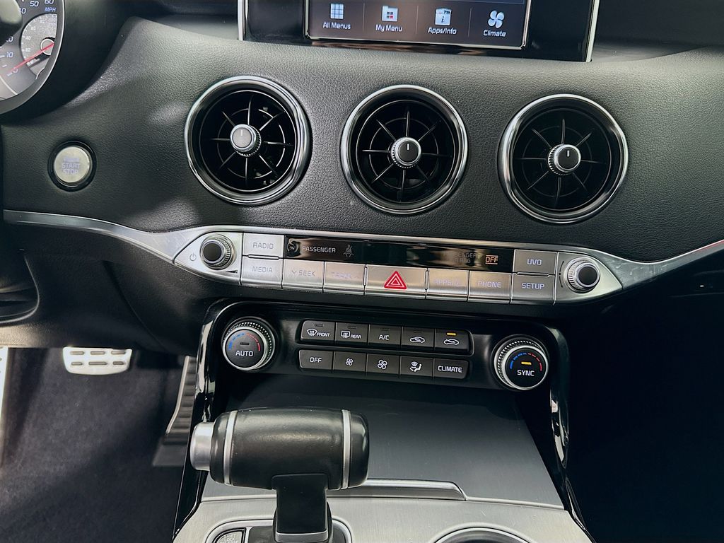 Thumbnail: 2021 Kia Stinger - 15