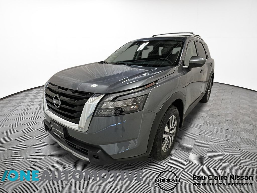 2025 Nissan Pathfinder SL 4WD