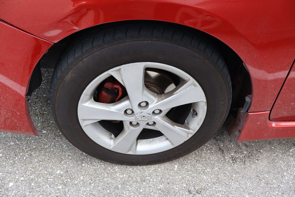 Thumbnail: 2013 Toyota Corolla - 4