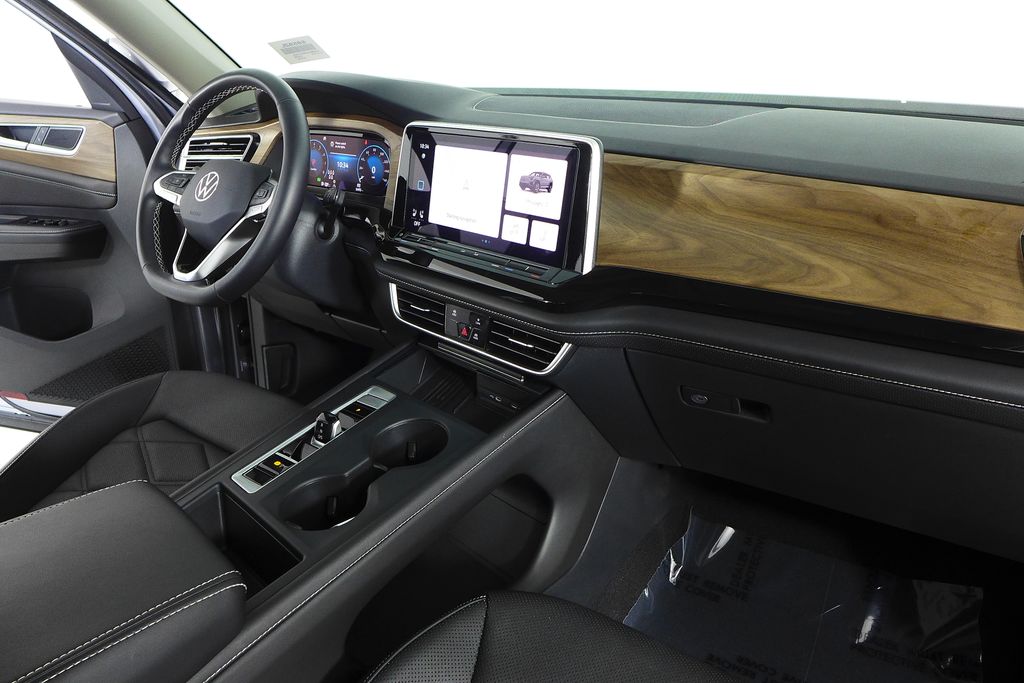 Thumbnail: 2025 Volkswagen Atlas - 13