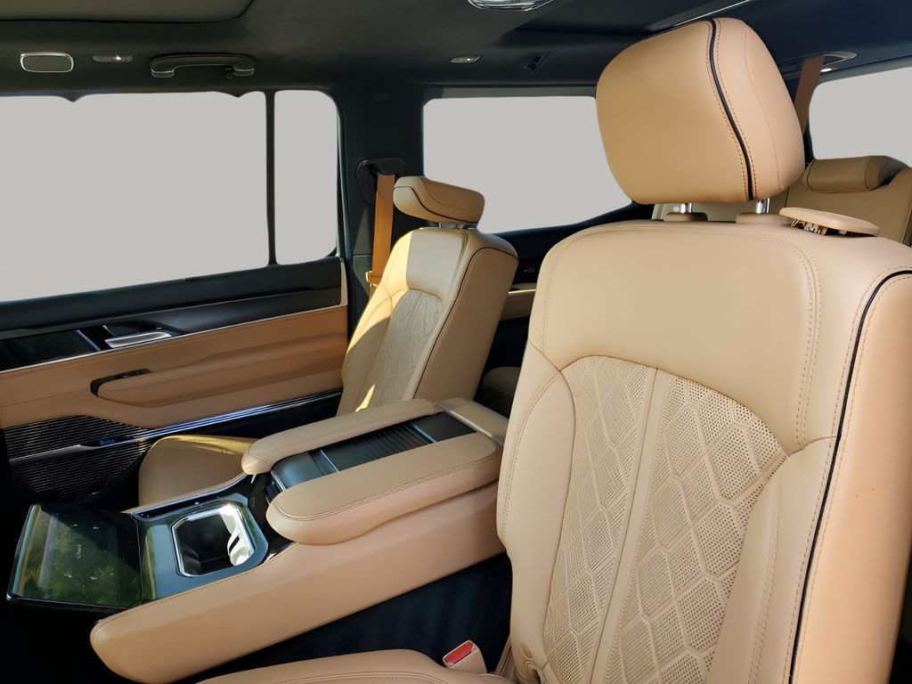 Used Car 2024 Jeep Grand Wagoneer  Utility Series Iii Obsidian Four Wheel Drive For Sale Under $90,000 In Austin, Texas