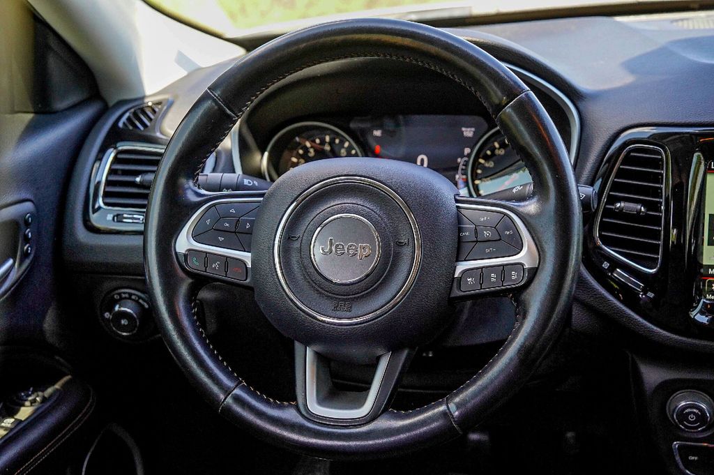 Used Car 2021 Jeep Compass  Limited For Sale Under $20,000 In Taylor, Texas