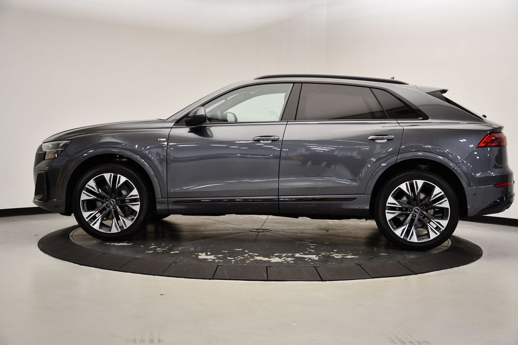 2025 Audi Q8  2