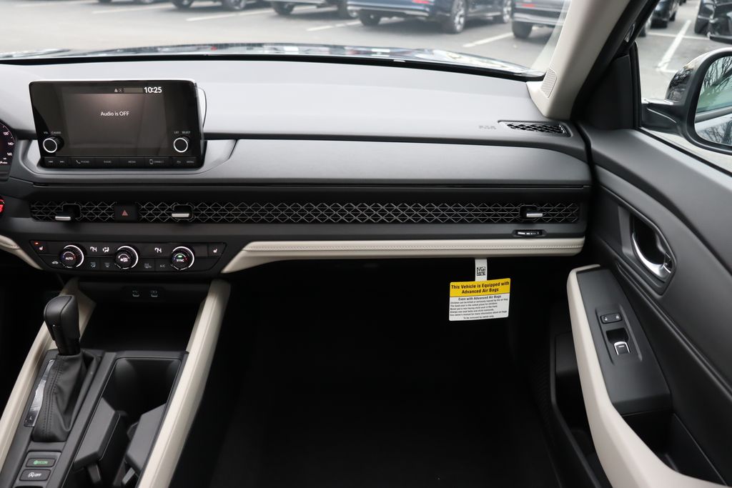 Thumbnail: 2025 Honda Accord - 16
