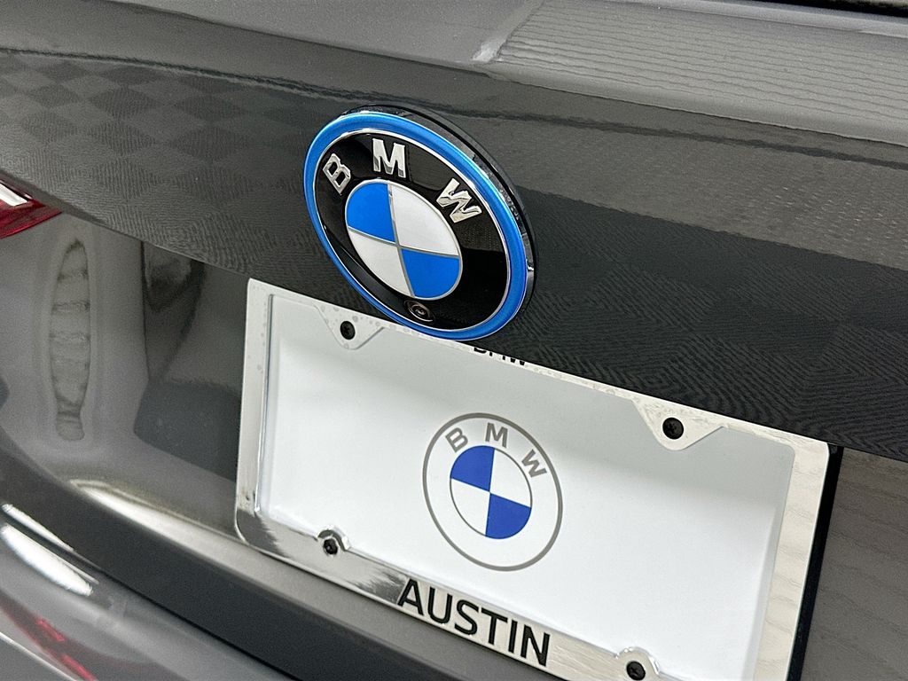 Thumbnail: 2025 BMW i4 - 22