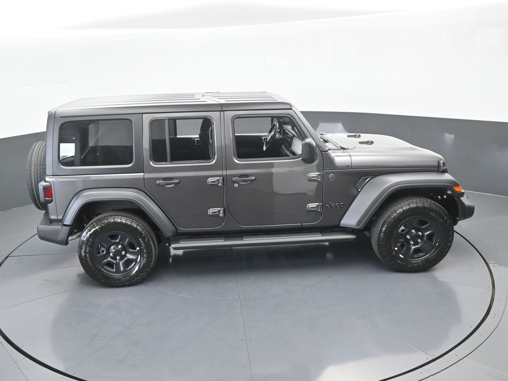 New 2026 Granite Crystal Metallic Clearcoat Jeep Sport image 45