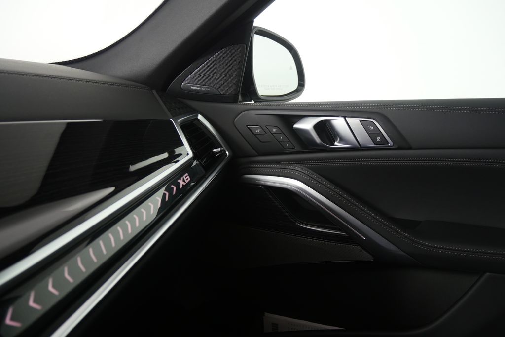 Thumbnail: 2026 BMW X6 - 21