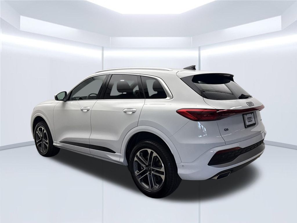 Thumbnail: 2025 Audi Q5 - 3