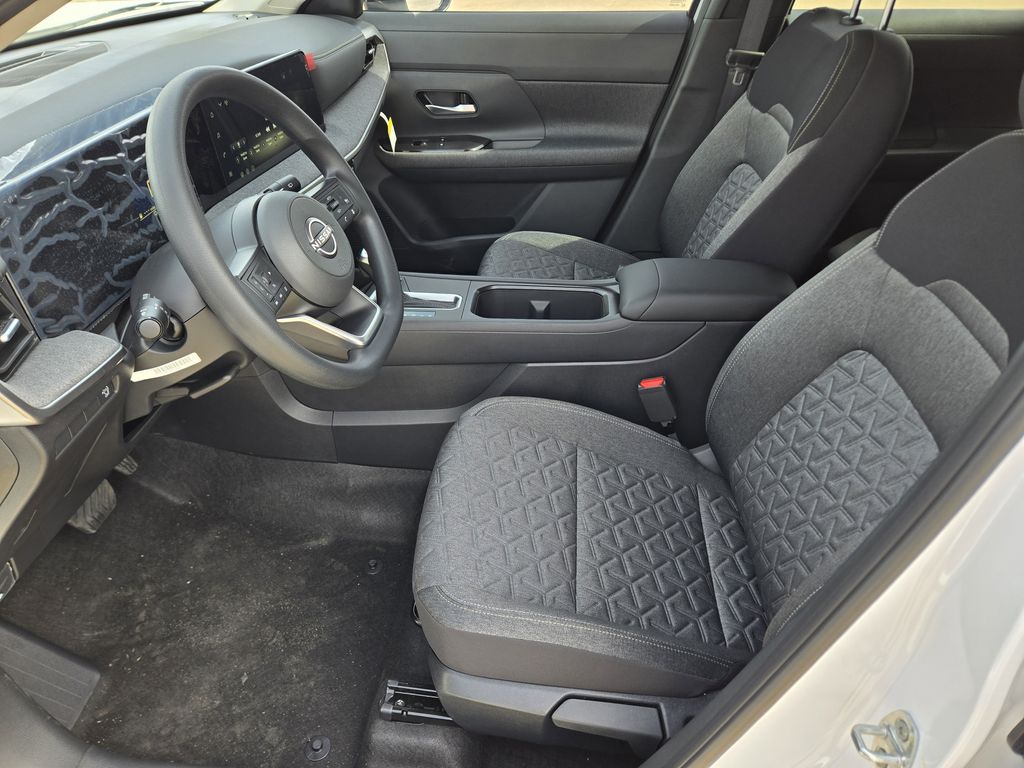 2026 Nissan Kicks SV - 7