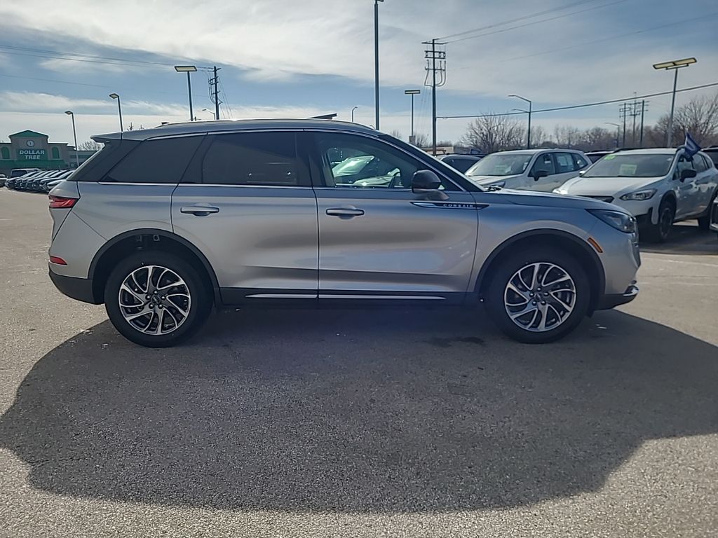 used 2022 Lincoln Corsair car, priced at $28,969