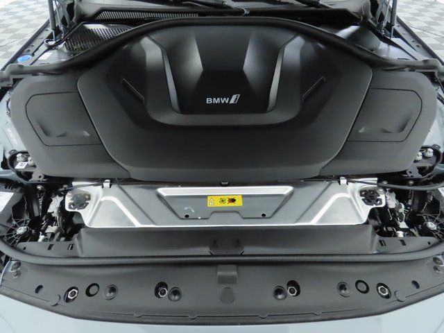 Thumbnail: 2025 BMW i4 - 30