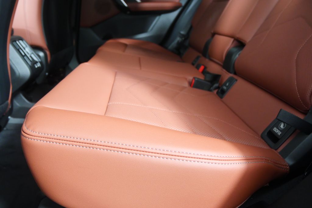 Thumbnail: 2026 BMW X1 - 14