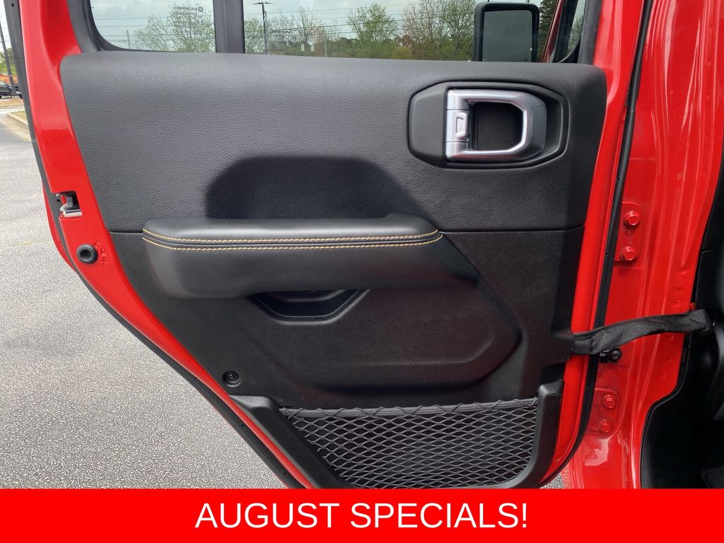 Used 2025 Jeep Wrangler SUV