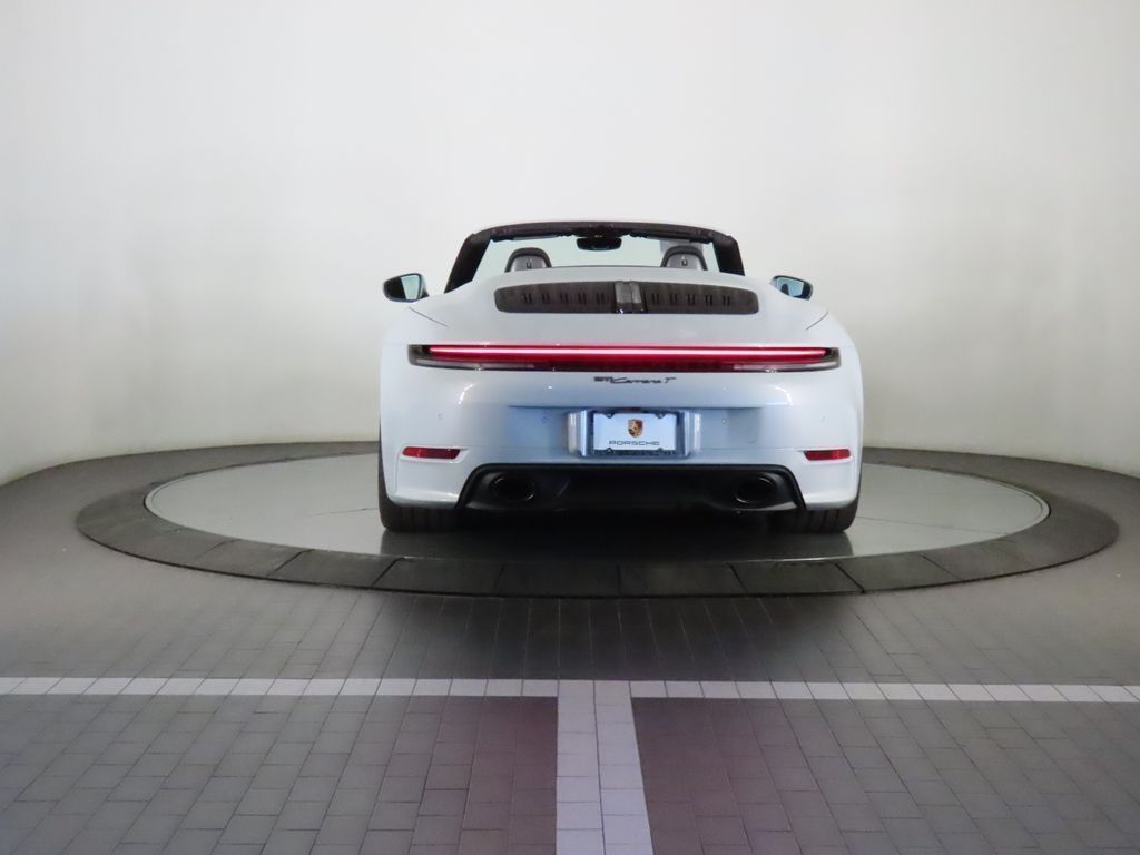 Thumbnail: 2026 Porsche 911 - 14