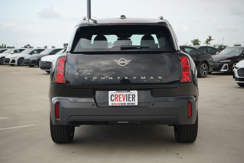 Thumbnail: 2027 MINI Cooper Countryman - 4