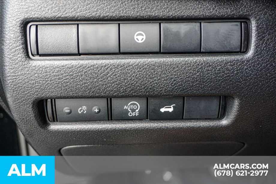 Used 2026 Black Nissan SL image 46