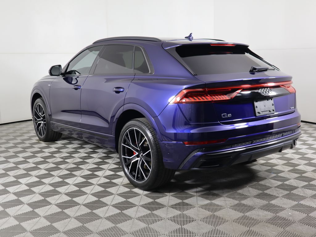 Thumbnail: 2020 Audi Q8 - 7