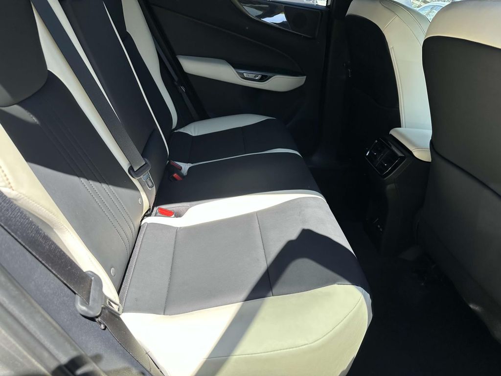 2023 Lexus NX 350 Premium 19