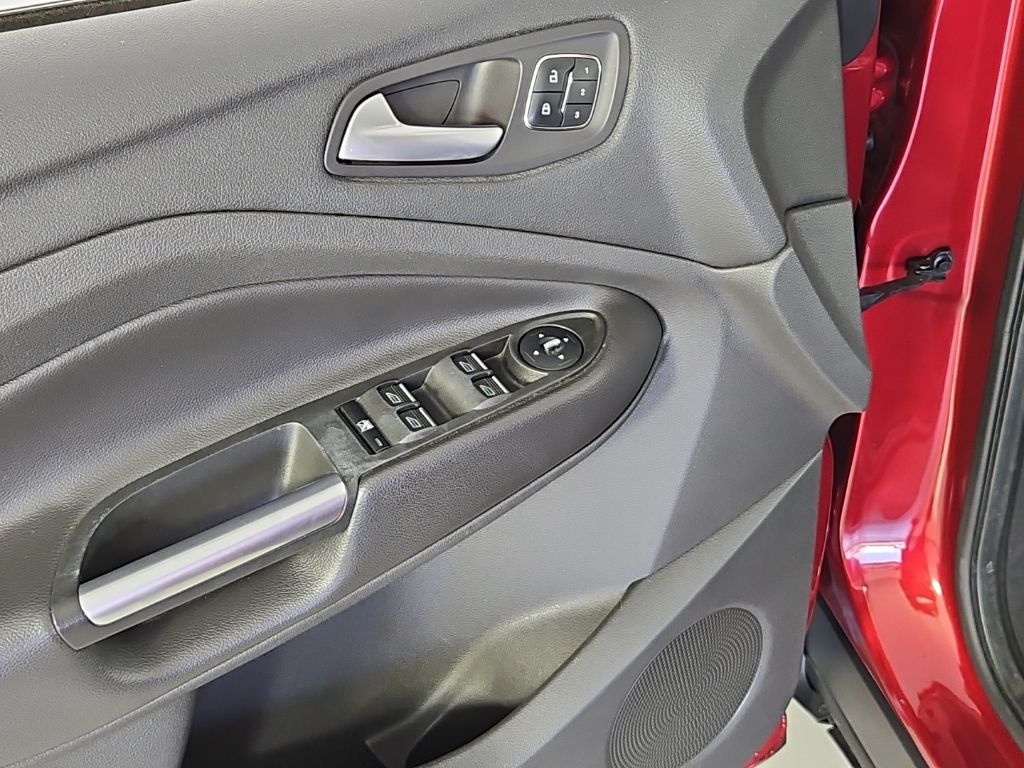 Thumbnail: 2014 Ford Escape - 12