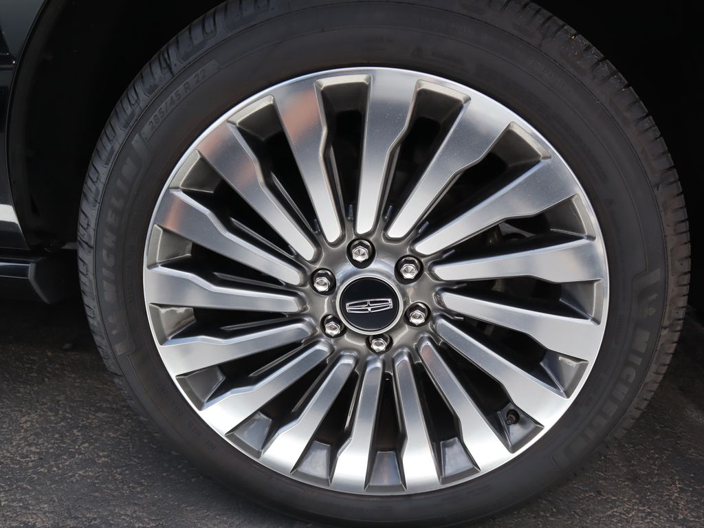 2019 Lincoln Navigator Reserve 17