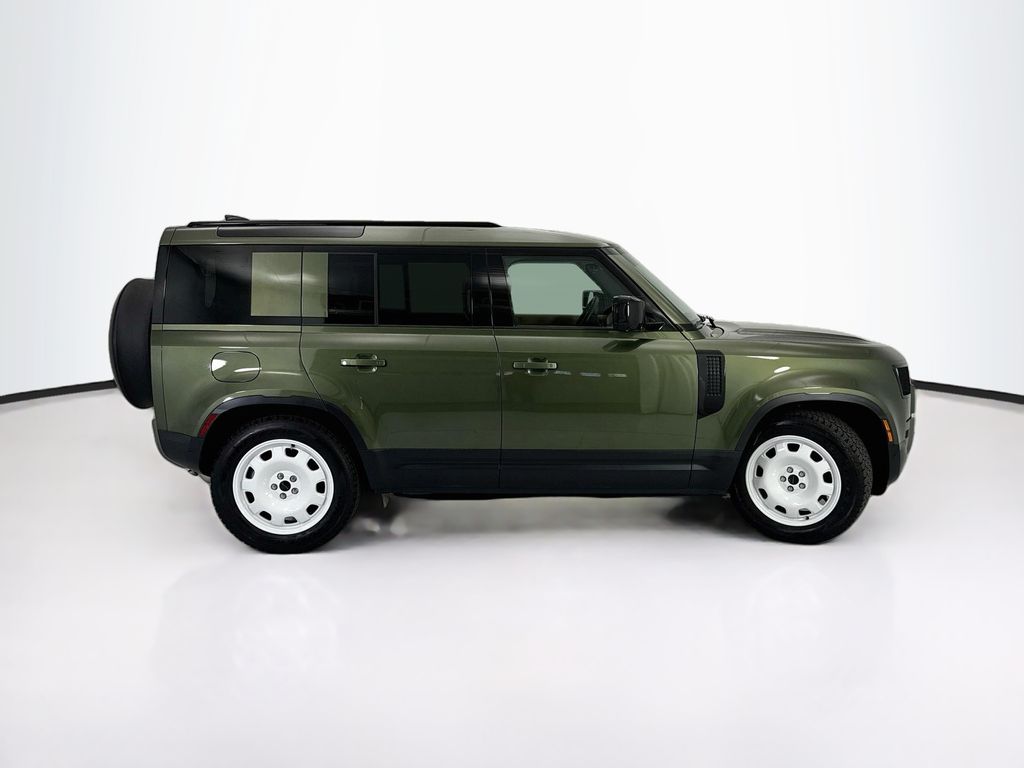 Thumbnail: 2026 Land Rover Defender - 4