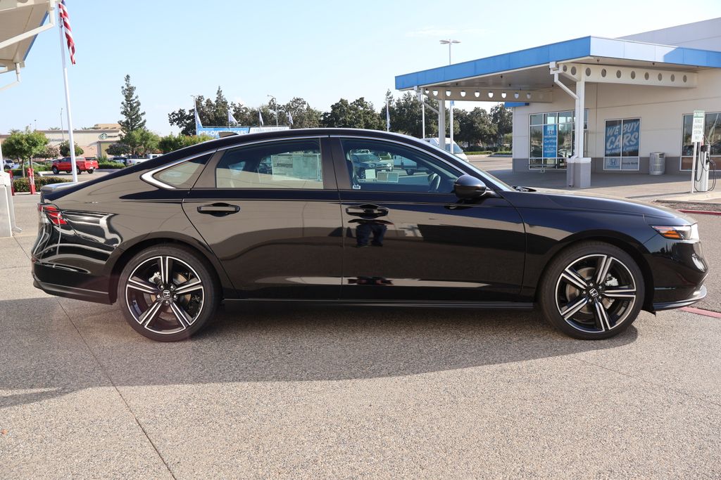 Thumbnail: 2025 Honda Accord - 4