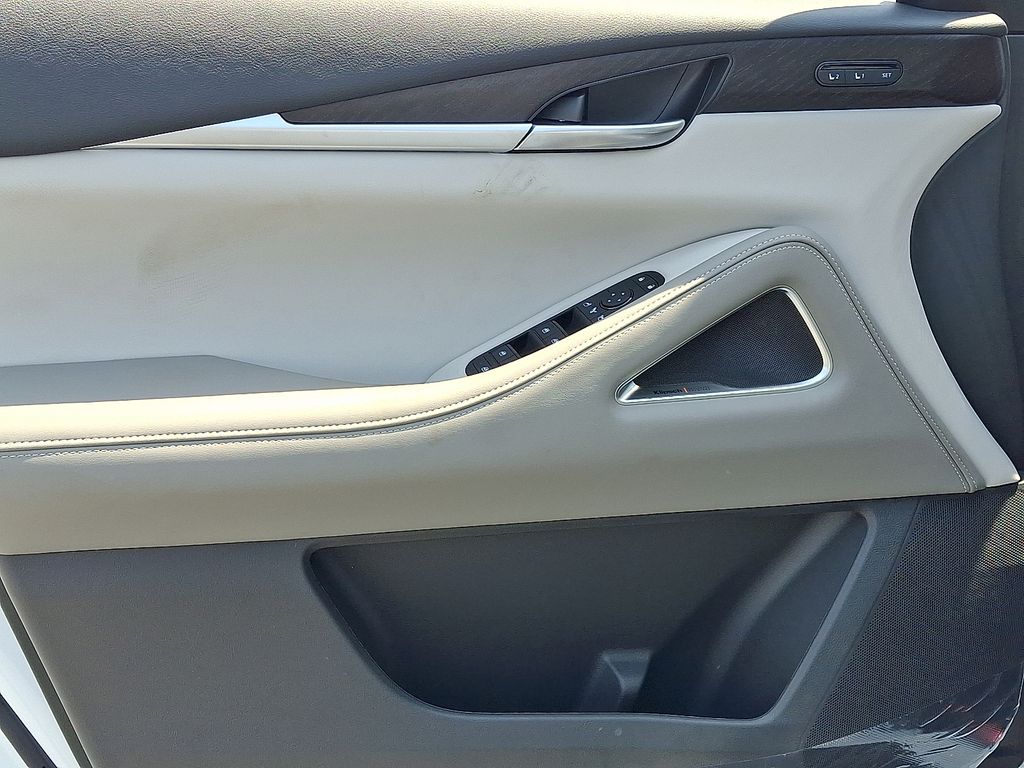 2027 INFINITI QX65 — photo 8