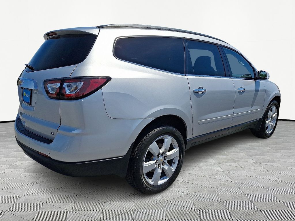 2017 Chevrolet Traverse — photo 7