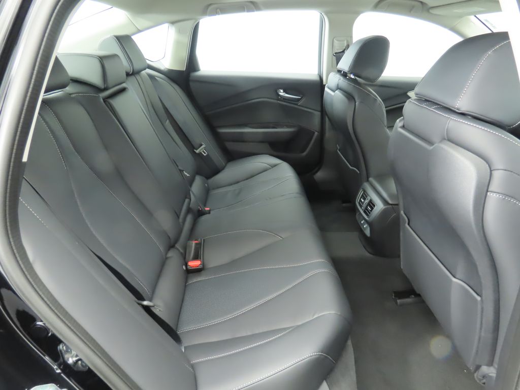 Thumbnail: 2025 Acura TLX - 25