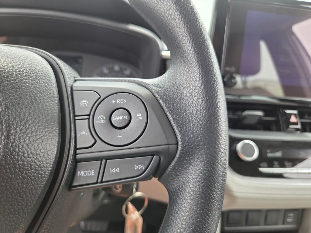 Used 2025 Toyota Corolla Cross SUV