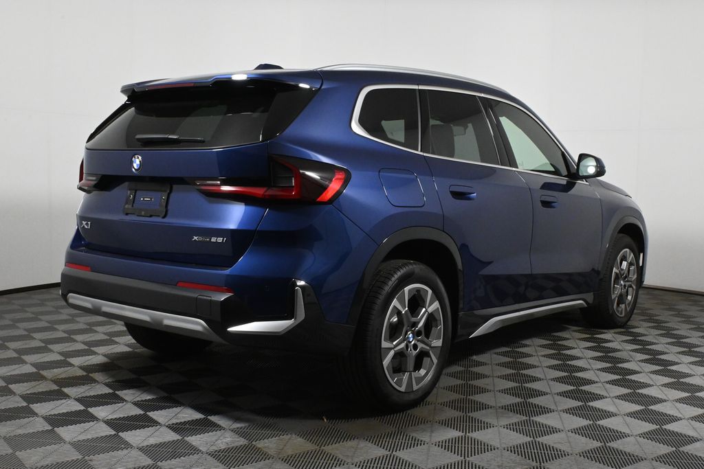 2025 BMW X1 xDrive28i 7