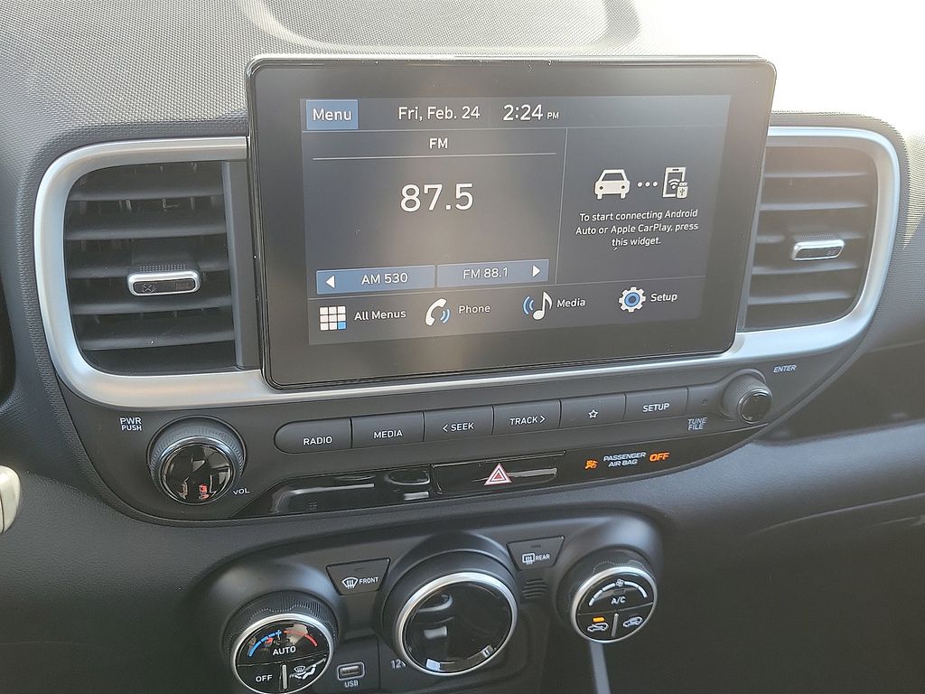 Thumbnail: 2025 Hyundai Venue - 10