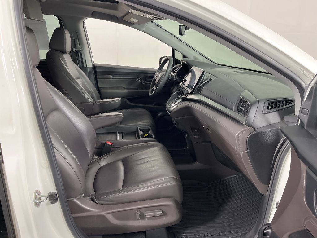 Thumbnail: 2018 Honda Odyssey - 8