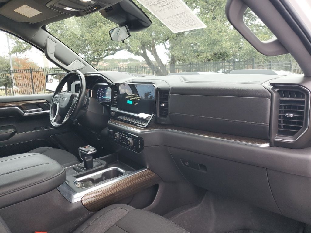 Used Car 2024 Chevrolet Silverado 1500  Lt Trail Boss For Sale Under $50,000 In Austin, Texas