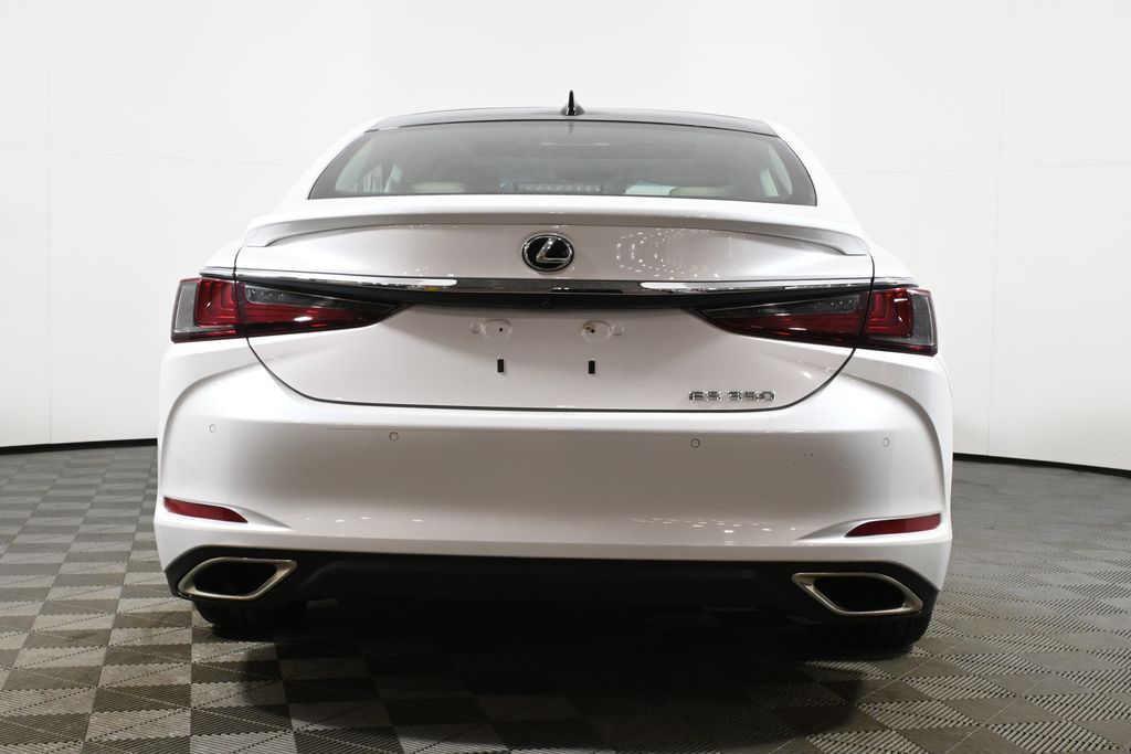 Thumbnail: 2021 Lexus ES - 6