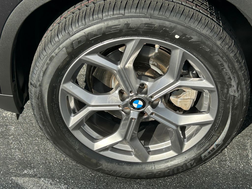 Thumbnail: 2023 BMW X3 - 9
