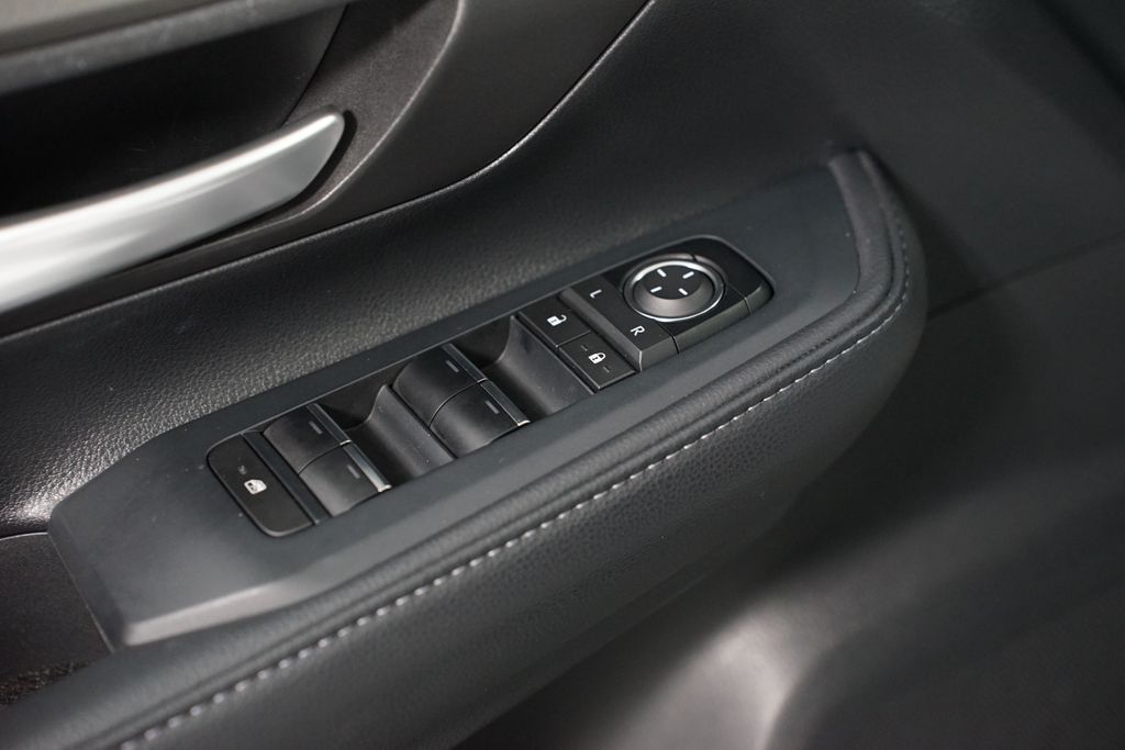 Thumbnail: 2024 Toyota Grand Highlander - 32