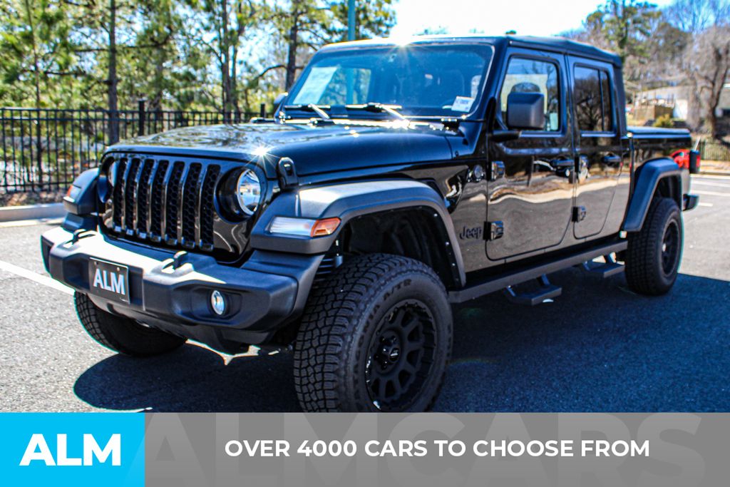 2022 Jeep Gladiator Sport photo 2