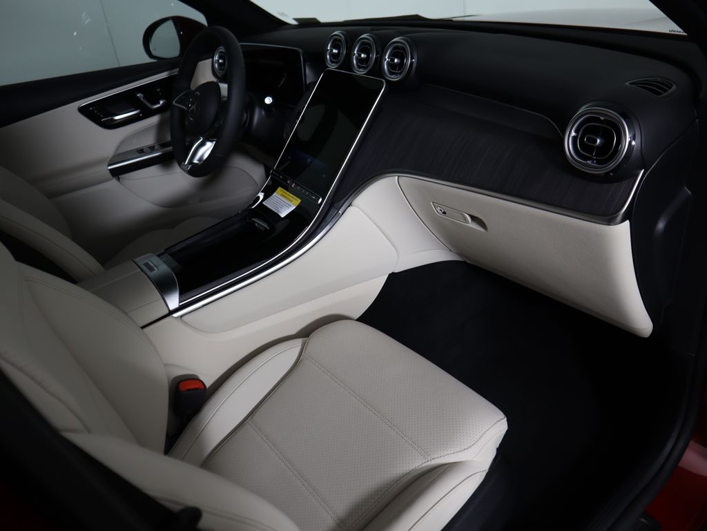 Thumbnail: 2026 Mercedes-Benz GLC - 19