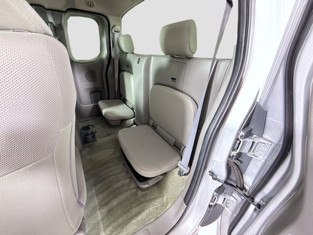 Thumbnail: 2016 Nissan Frontier - 20