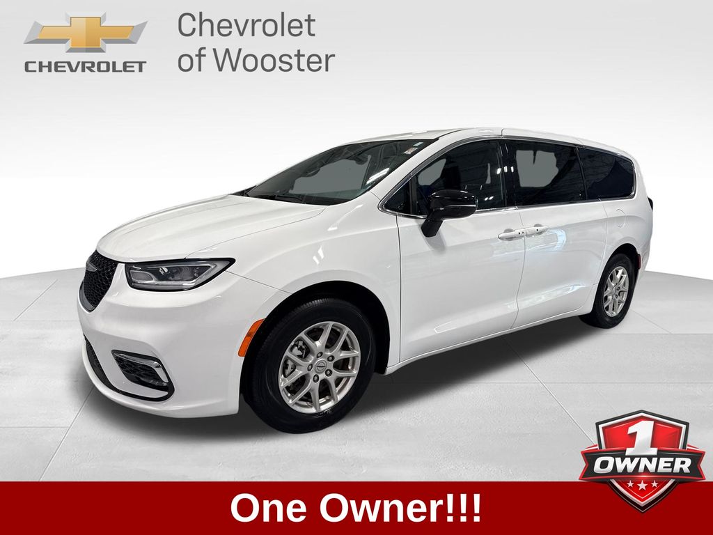 Bright White Clearcoat 2025 Chrysler Pacifica Minivan Front-Wheel Drive 9-Speed Automatic