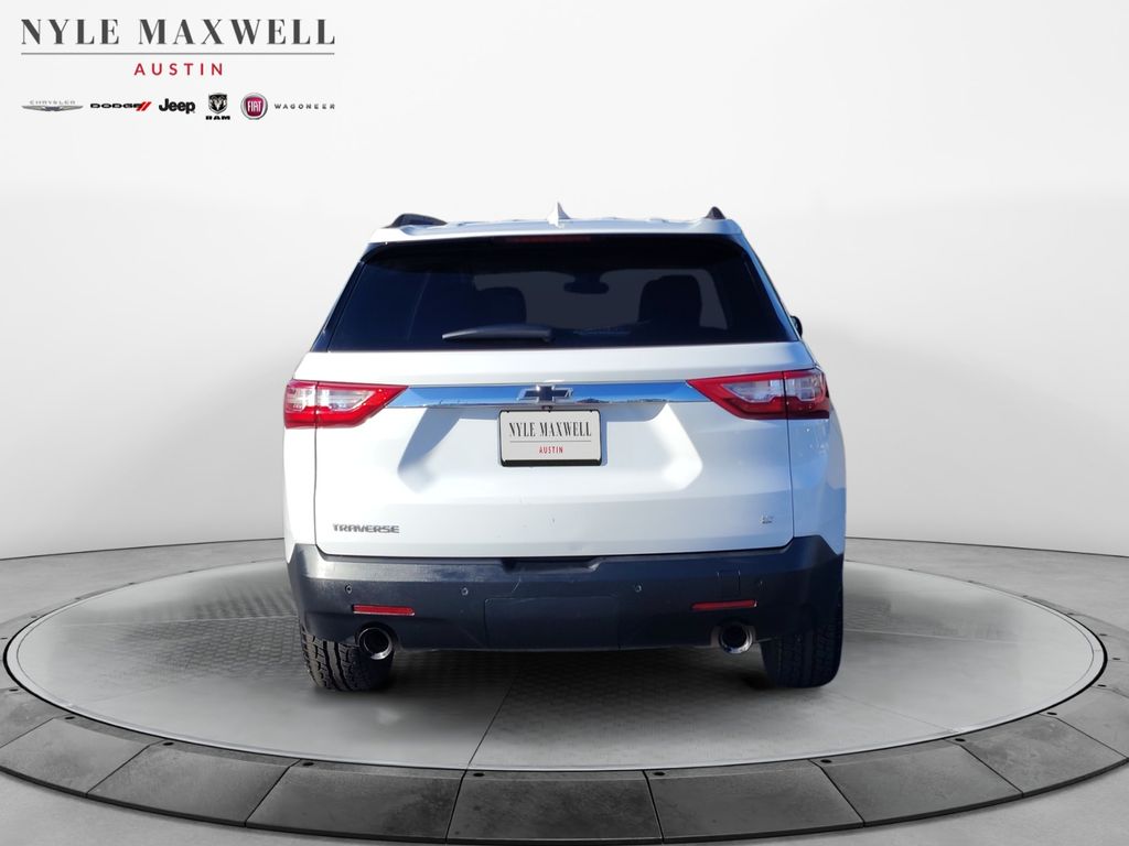 Used Car 2021 Chevrolet Traverse  Lt For Sale Under $20,000 In Austin, Texas