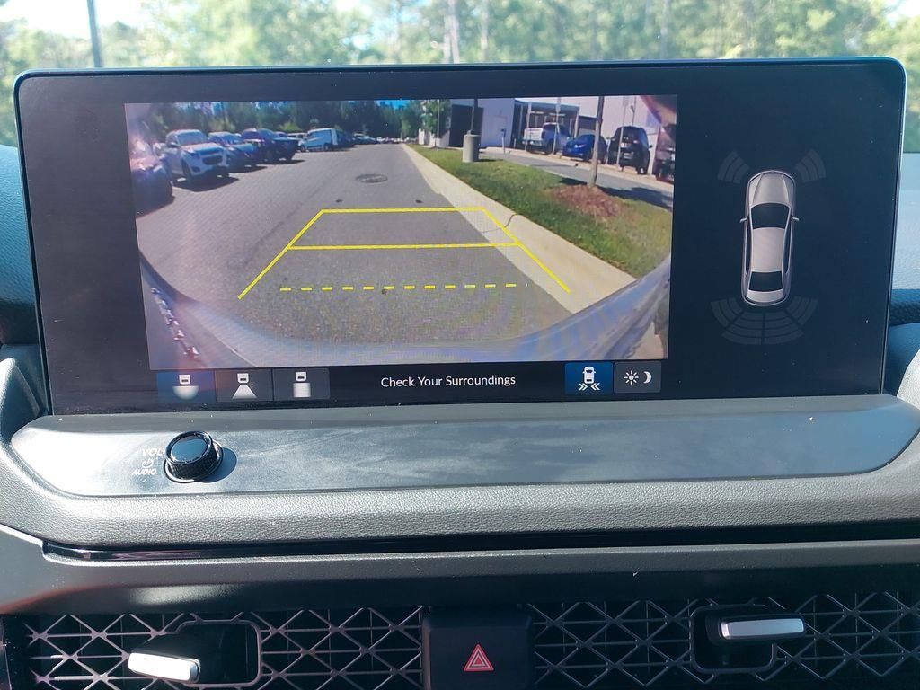 Used 2024  Honda Touring image 22