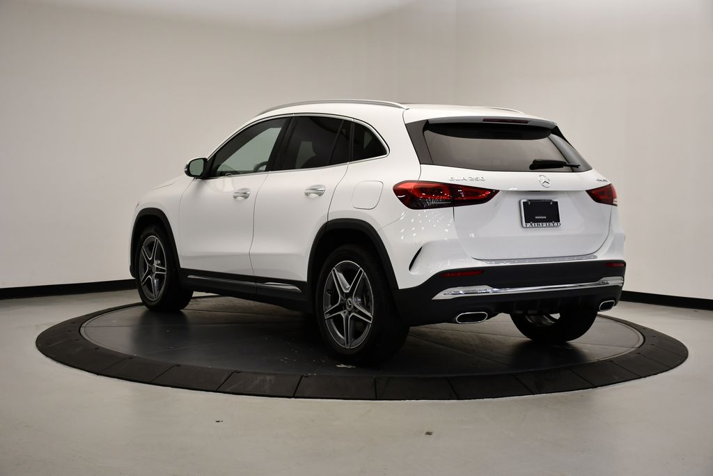 Thumbnail: 2023 Mercedes-Benz GLA - 3
