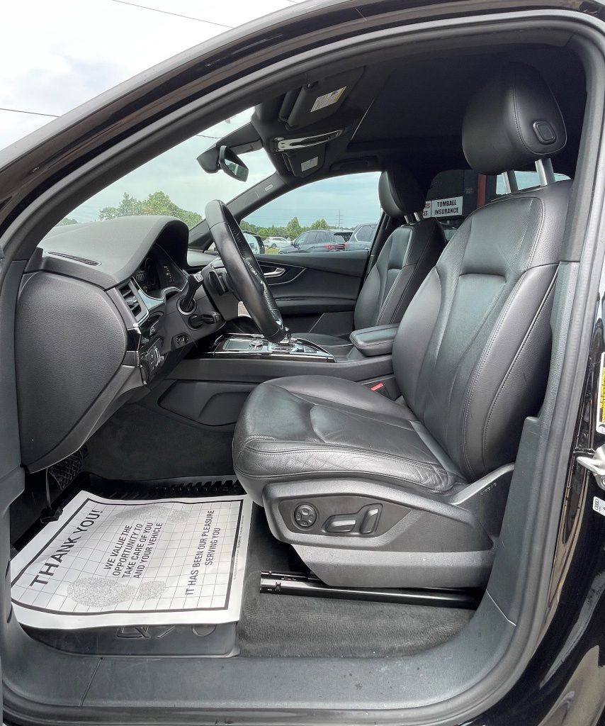 2017 Audi Q7 2.0T Premium Plus Black at Autostrade