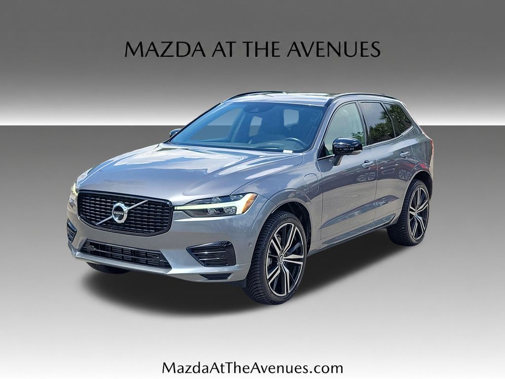 2021 Volvo XC60 Recharge Plug-In Hybrid T8 R-Design